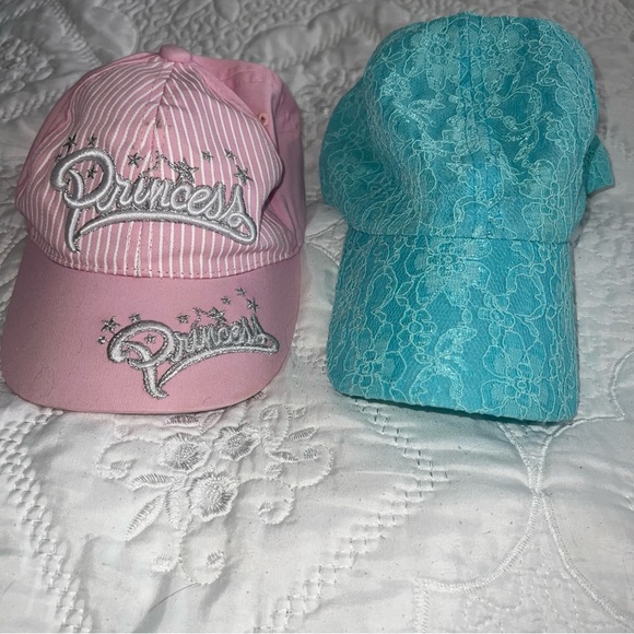 None Accessories - ♥️🌺♥️  2 Used caps 🧢
